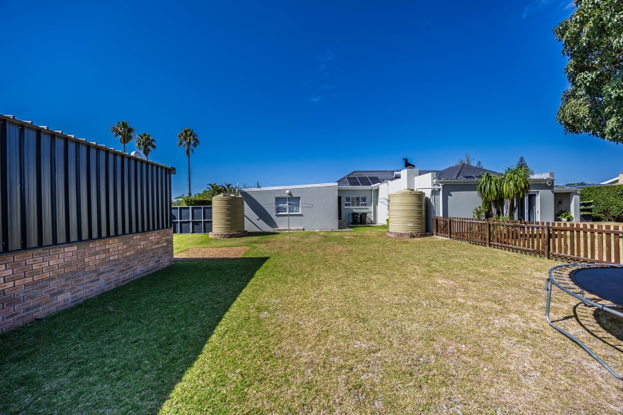 4 Bedroom Property for Sale in Beacon Bay Eastern Cape